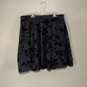 Torrid Black Velvet Rose A Line Knee Length Skirt